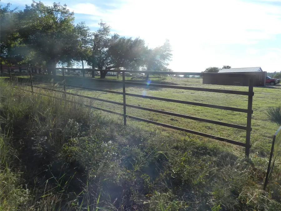 311 Windy Hill Lane, Springtown, TX 76082 - #2