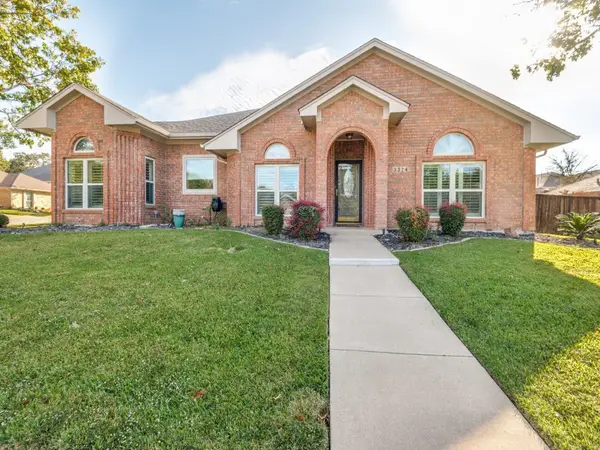 3324 Timber Grove Drive, Bedford, TX 76021