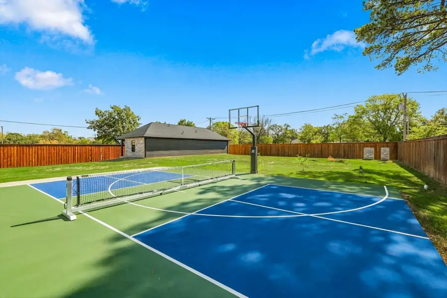 5200 Waterview Drive, Arlington, TX 76016 - #2