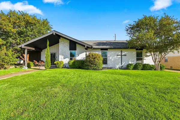 2117 Northmoor Drive, Carrollton, TX 75006
