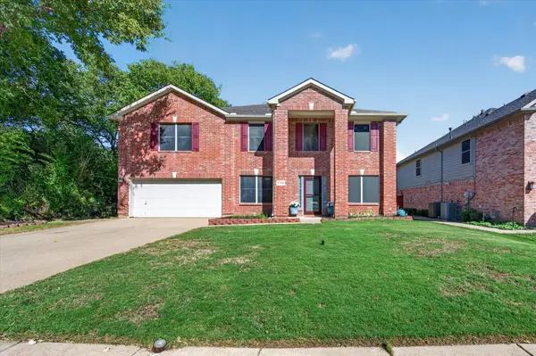 2704 Country Grove Trail, Mansfield, TX 76063