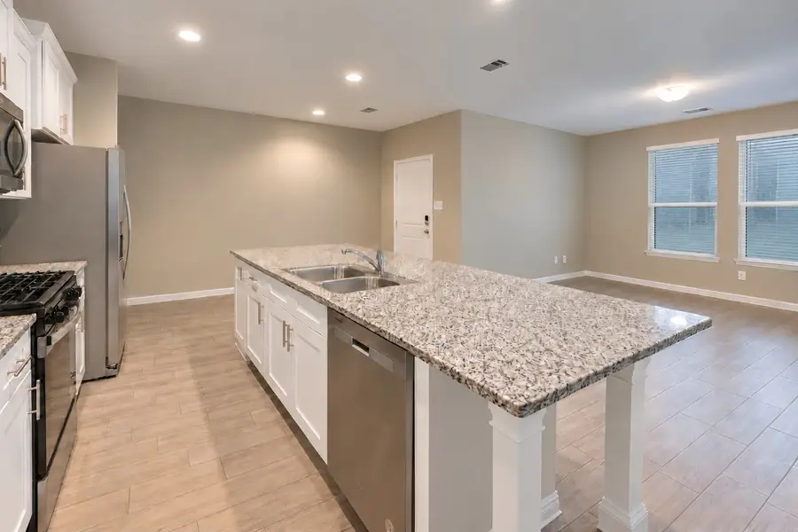 4716 Stunning Pathway, Haltom City, TX 76117 - #3