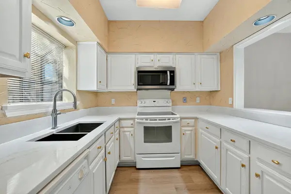 5859 Frankford Road #1209, Dallas, TX 75252