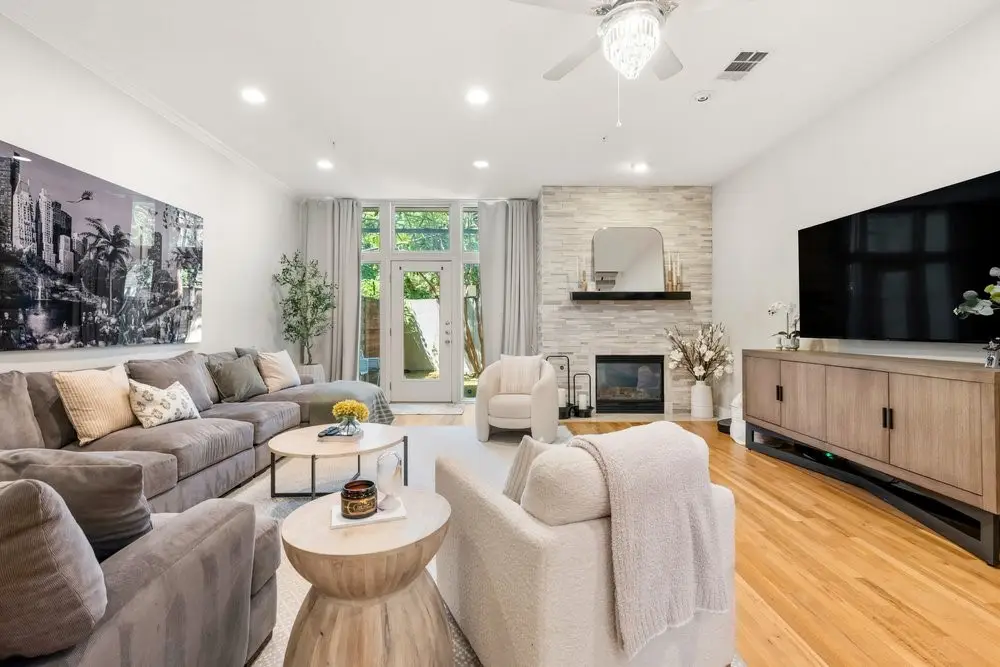 3707 Gilbert Avenue #17, Dallas, TX 75219 - #1