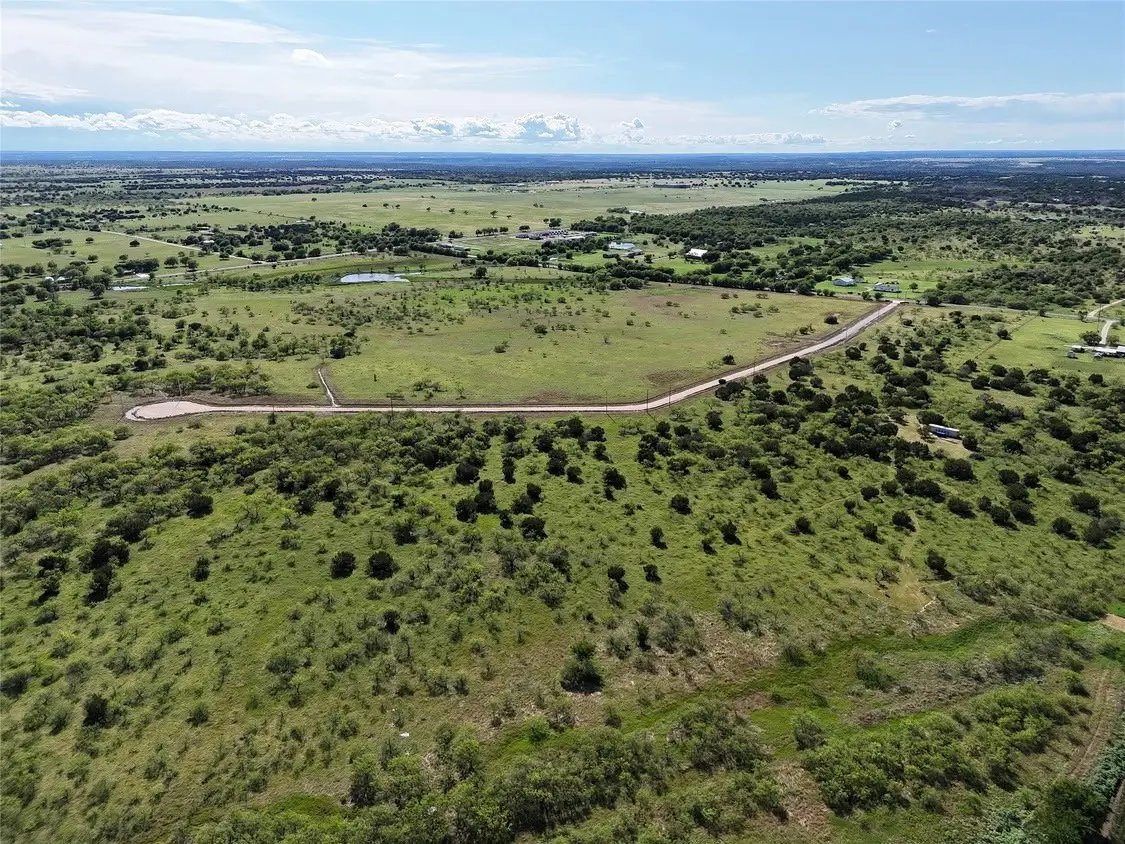 934 Starelight Trail, Blum, TX 76627 - #1