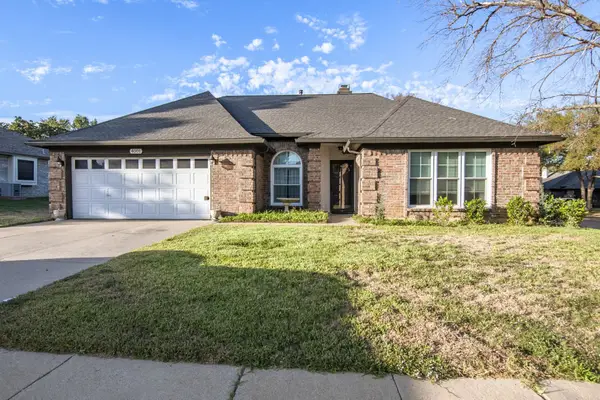 4001 Brownwood Lane, Arlington, TX 76017