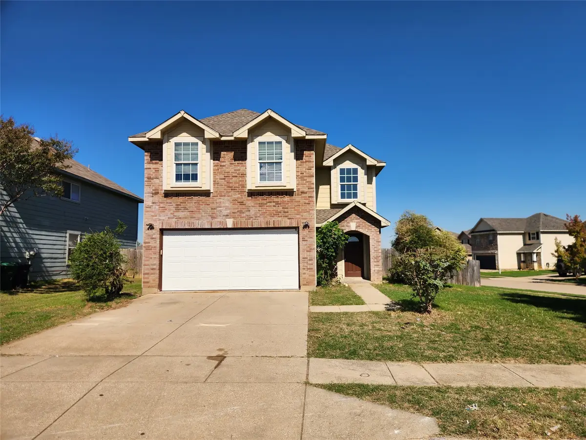 237 Crescent Ridge Drive, Fort Worth, TX 76140 - #1