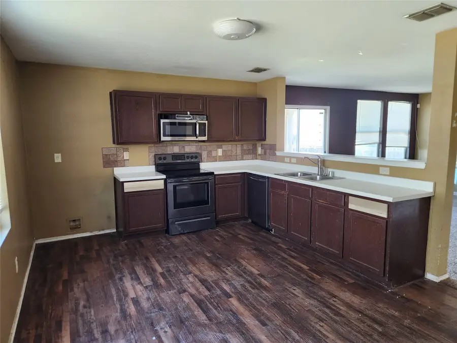 237 Crescent Ridge Drive, Fort Worth, TX 76140 - #3