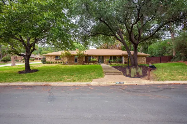 213 Pennsylvania Drive, Denton, TX 76205