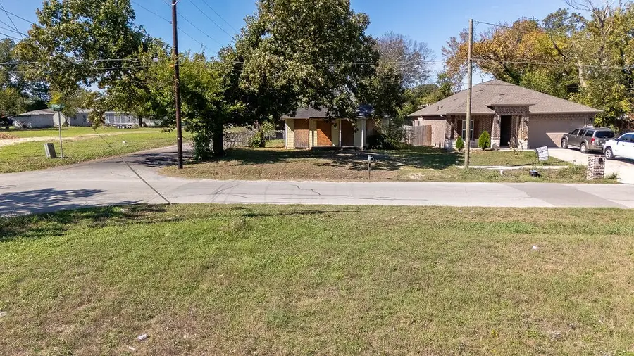 926 S Frances Street, Terrell, TX 75160 - #3
