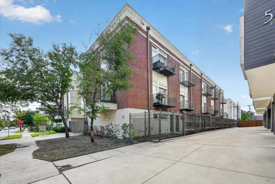 5618 Lindell Avenue #9, Dallas, TX 75206 - #2