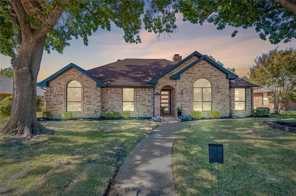 3106 University Drive, Rowlett, TX 75088