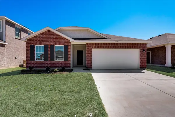 10313 Jameson Lane, Fort Worth, TX 76036