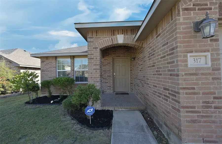 317 Chalkstone Drive, Fort Worth, TX 76131 - #2
