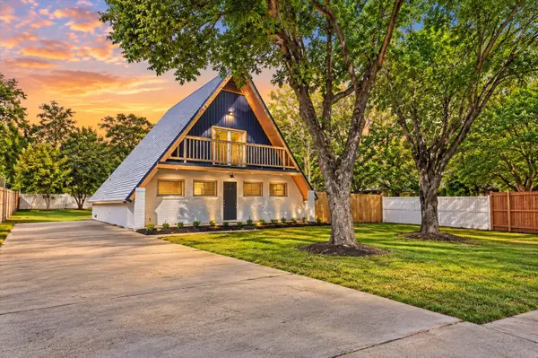 621 Turtledove Lane, Grapevine, TX 76051