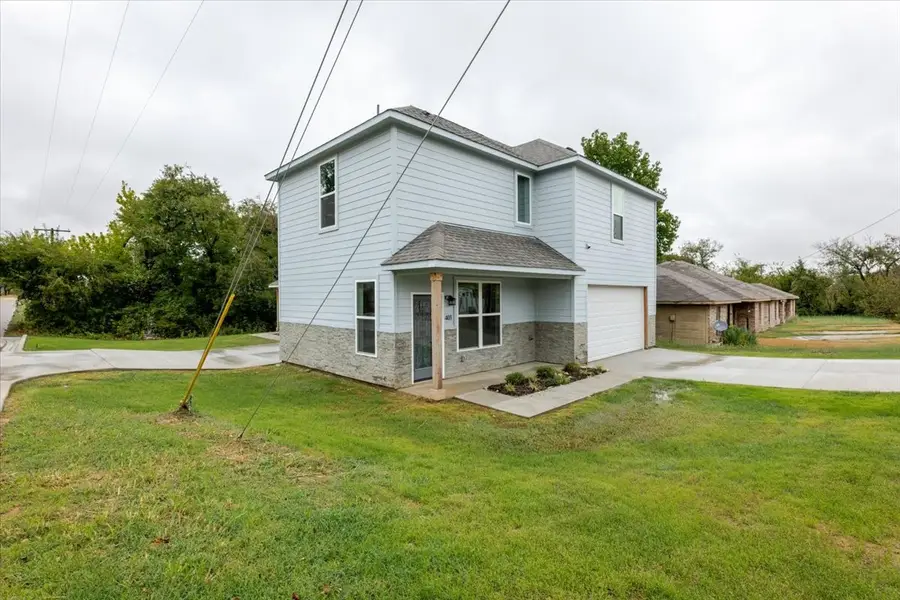 806 N Cates Street, Decatur, TX 76234 - #3