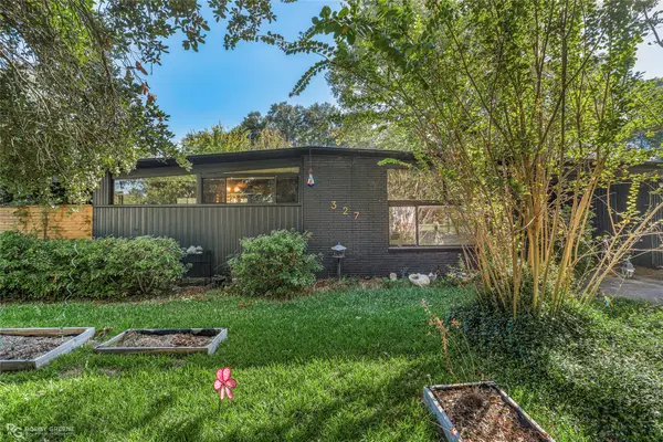 327 Meadowbrook Lane, Shreveport, LA 71105