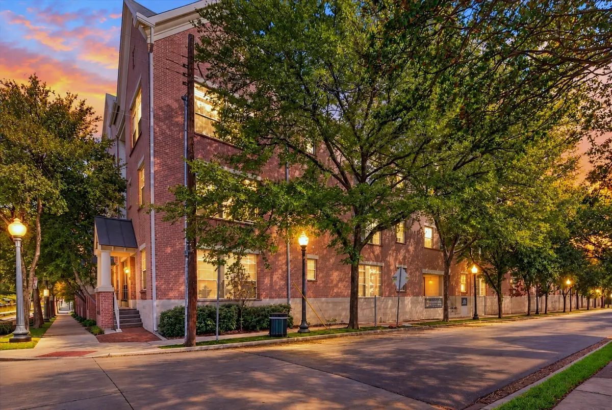 2305 Worthington Street #202, Dallas, TX 75204 - #1
