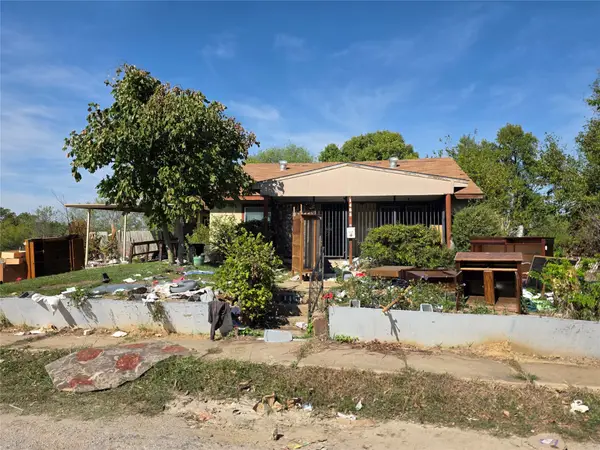 1465 Avenue Avenue E, Fort Worth, TX 76104
