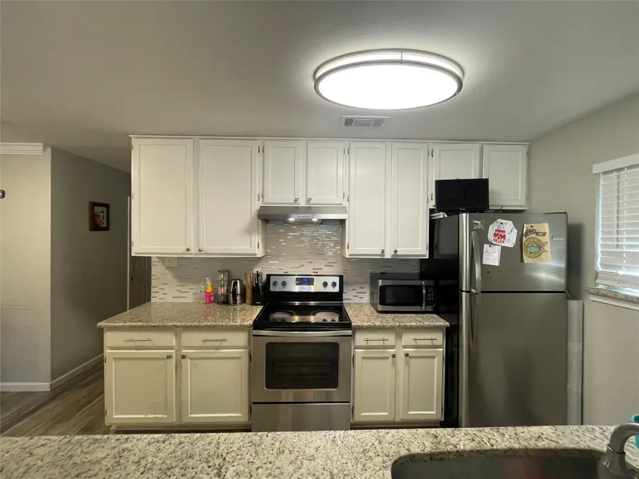 706 E High Street, Terrell, TX 75160 - #3