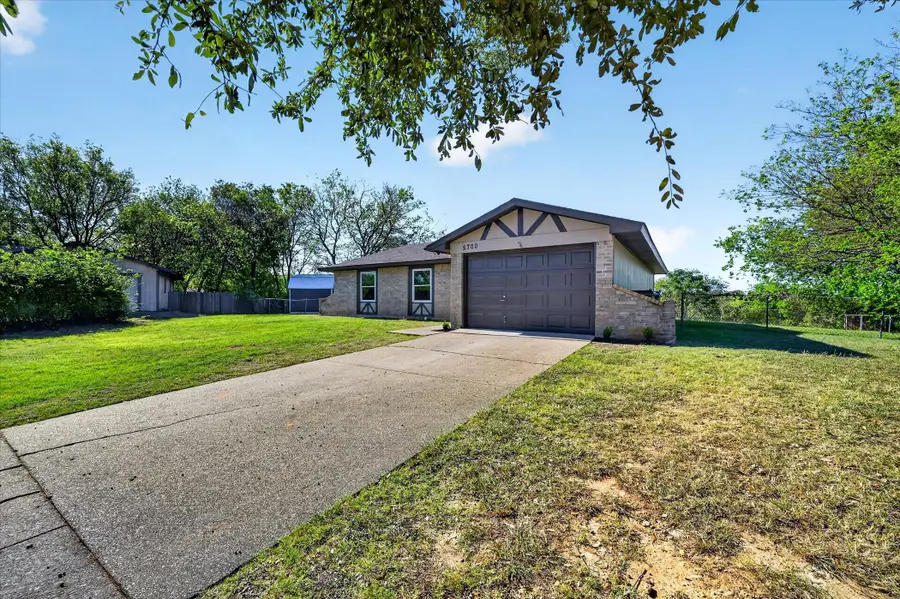 5700 Saddleback Circle, Haltom City, TX 76148 - #3