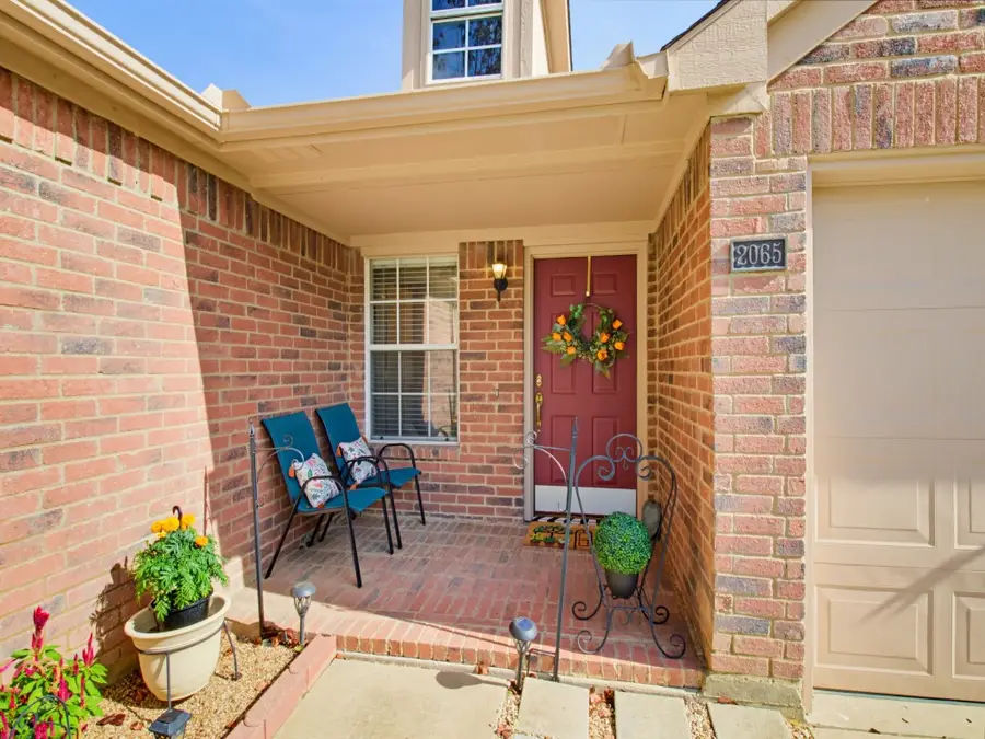 2065 Candlewood Circle, Lewisville, TX 75067 - #2