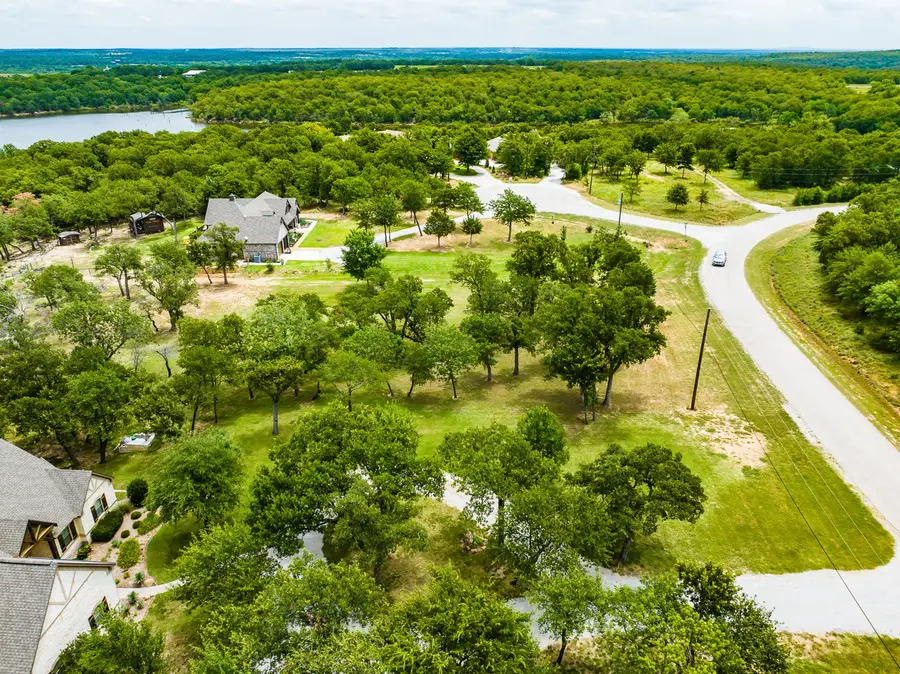 430 Preserve Court, Sunset, TX 76270 - #2