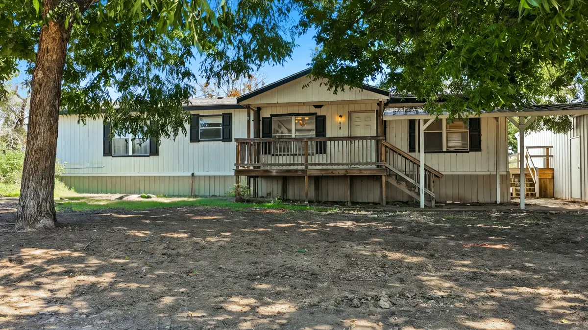 219 Quail Run, Reno, TX 76020 - #1