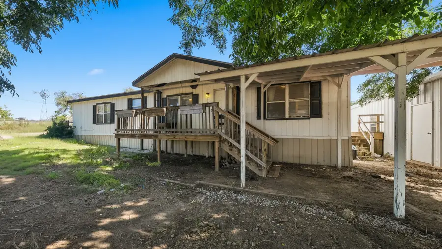 219 Quail Run, Reno, TX 76020 - #2