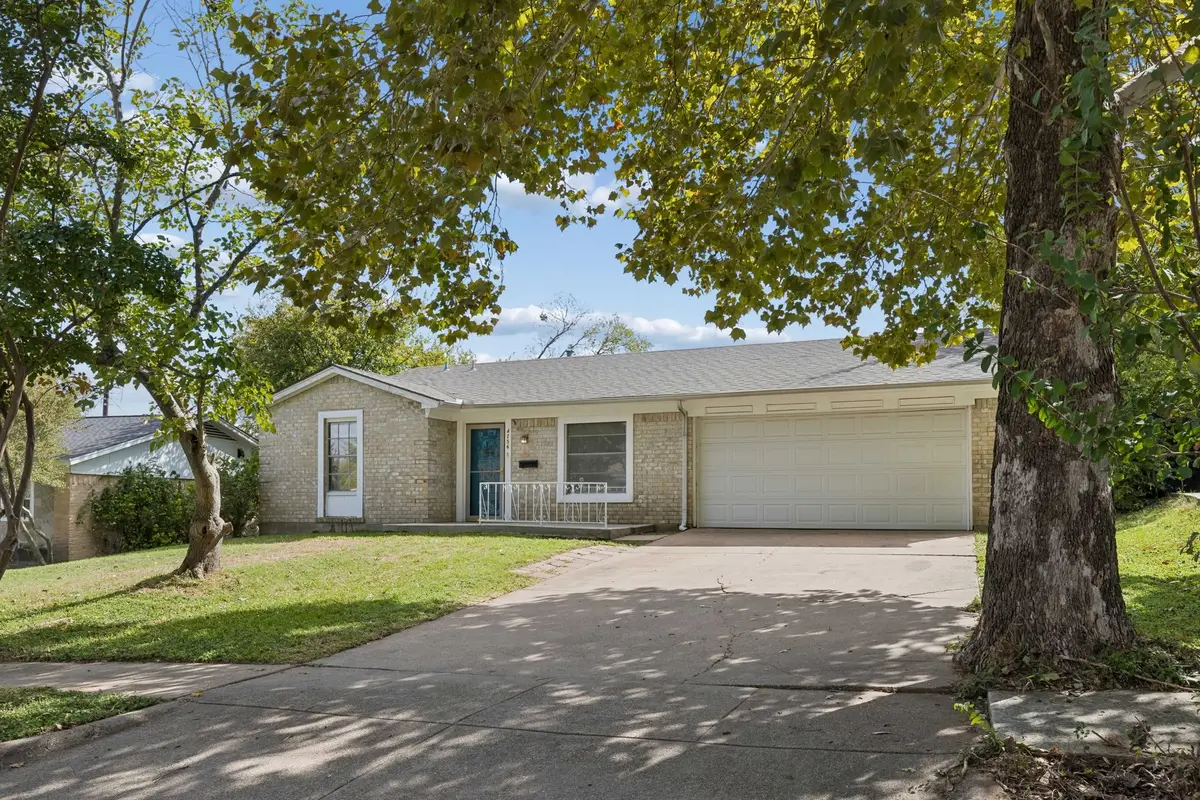 4256 Ambrose Drive, Dallas, TX 75241 - #1