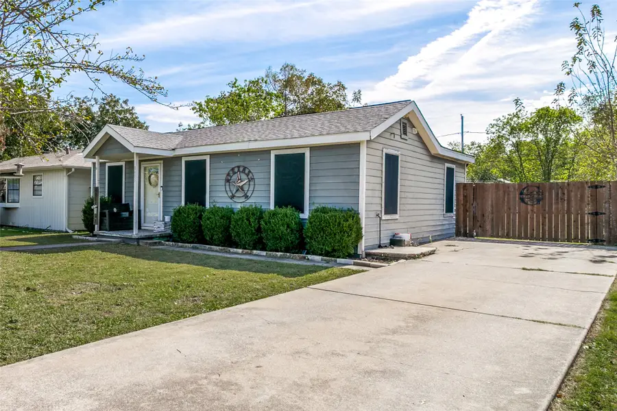 8405 Hanon Drive, White Settlement, TX 76108 - #2