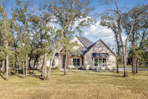 140 Prairie Winds Drive, Poolville, TX 76487
