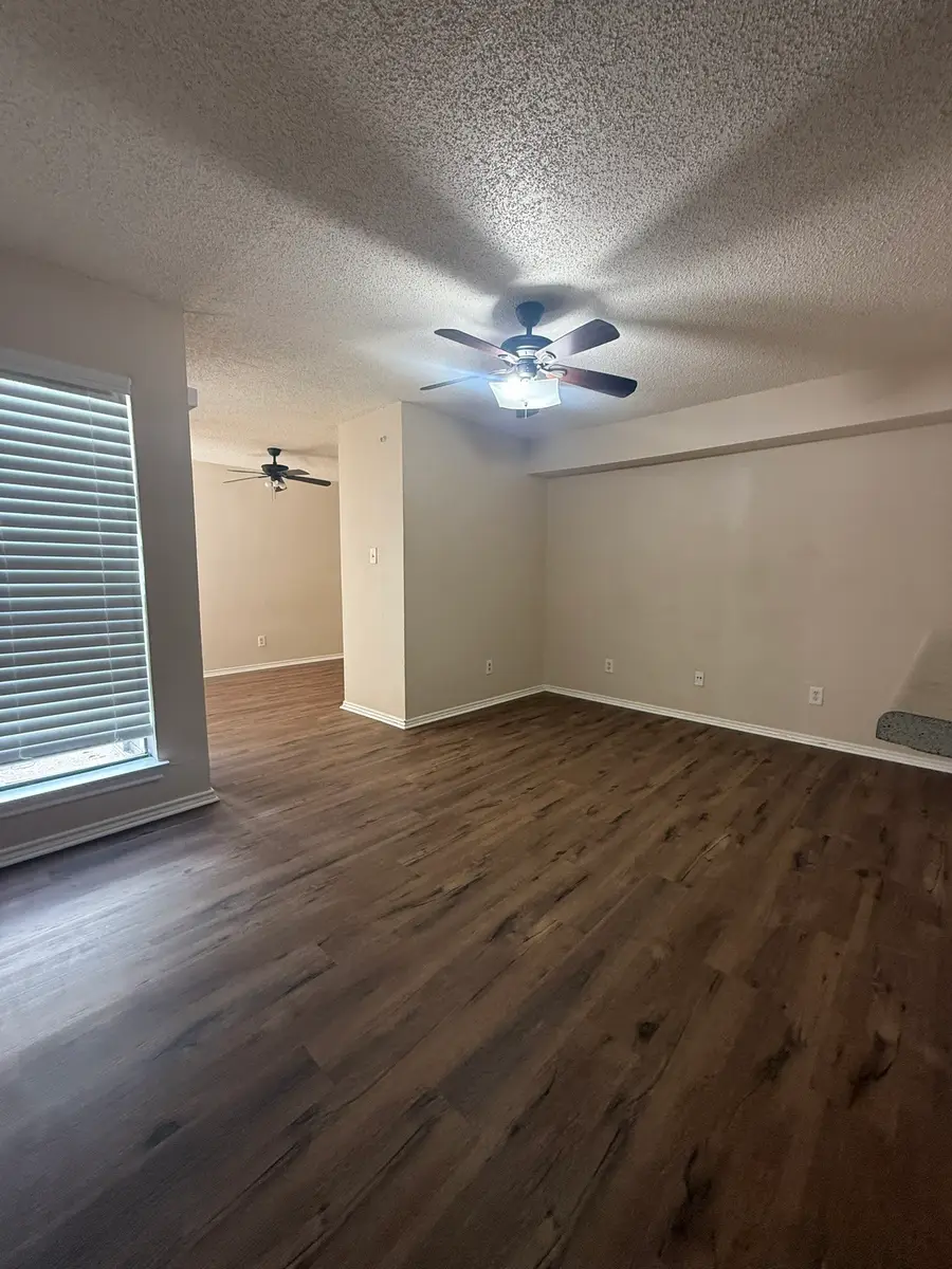 9809 Walnut Street #301, Dallas, TX 75243 - #2