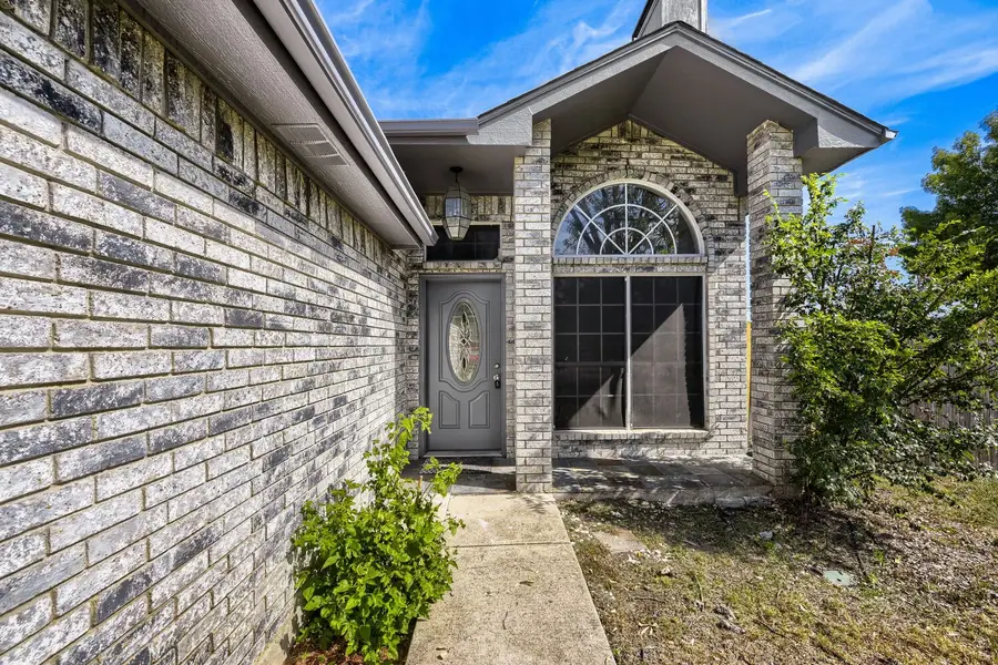 6019 Meadowdale Road, Arlington, TX 76017 - #3