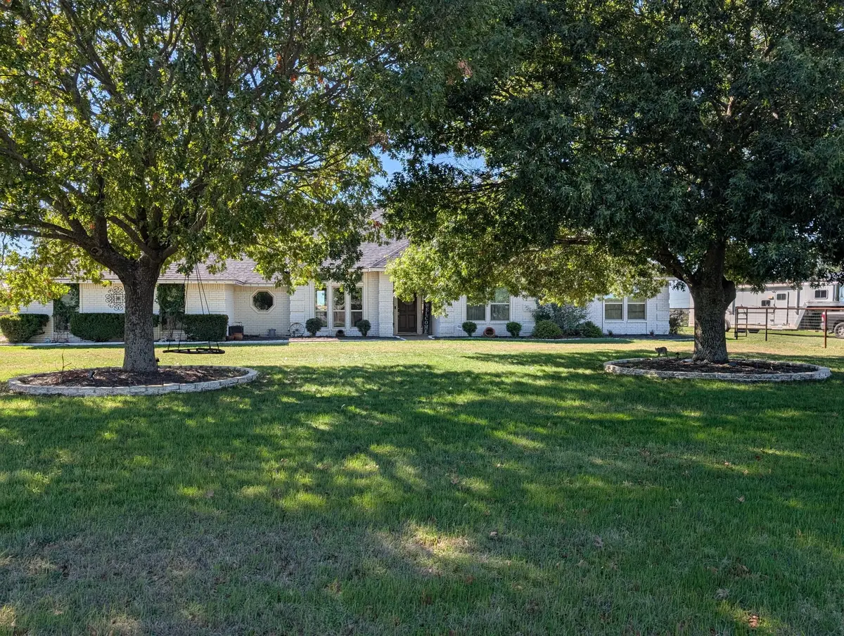 333 Meadow Crest Road, Fort Worth, TX 76108 - #1
