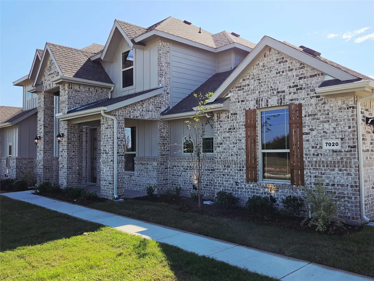 7020 Hayes Road, Midlothian, TX 76065 - #1