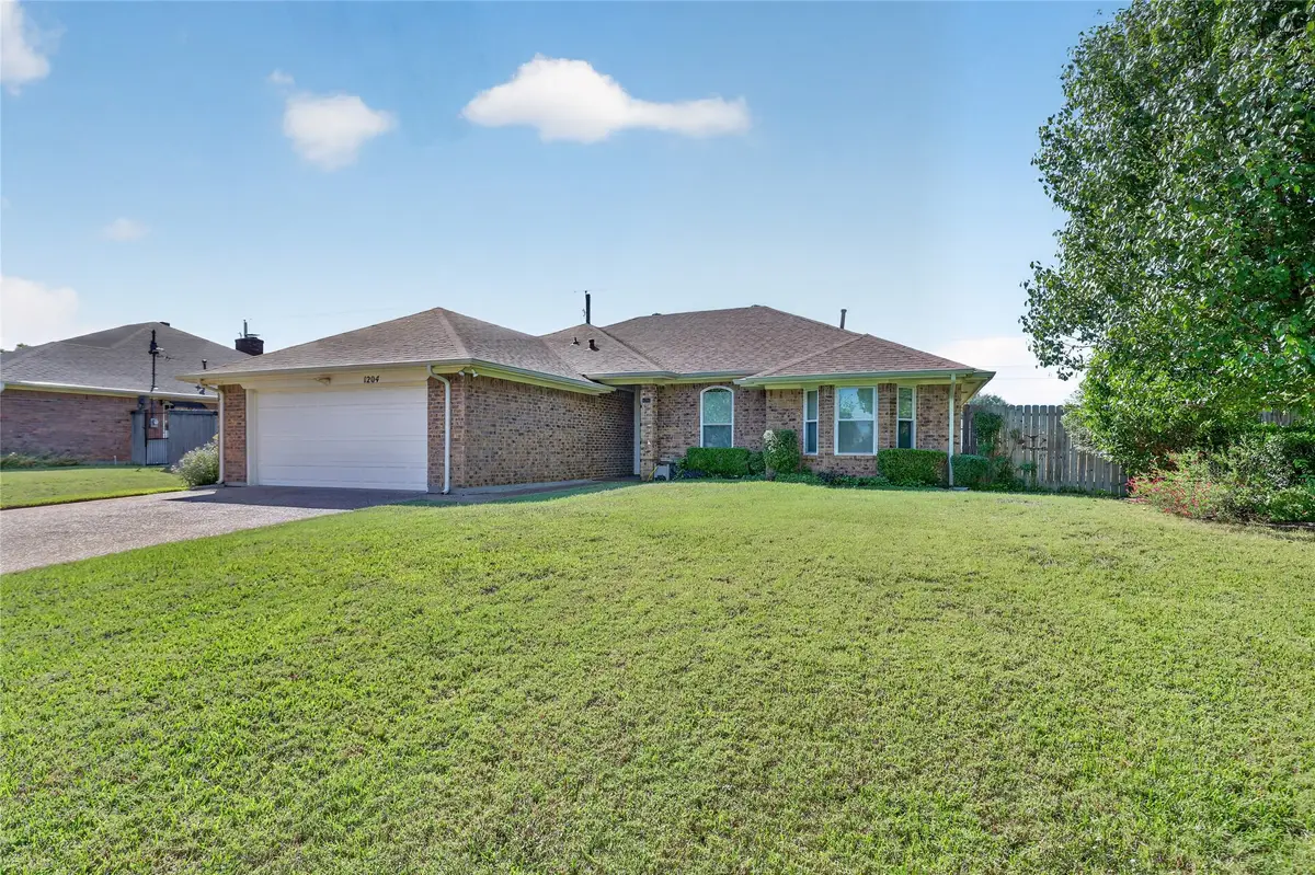 1204 Murry Drive N, Cleburne, TX 76033 - #1