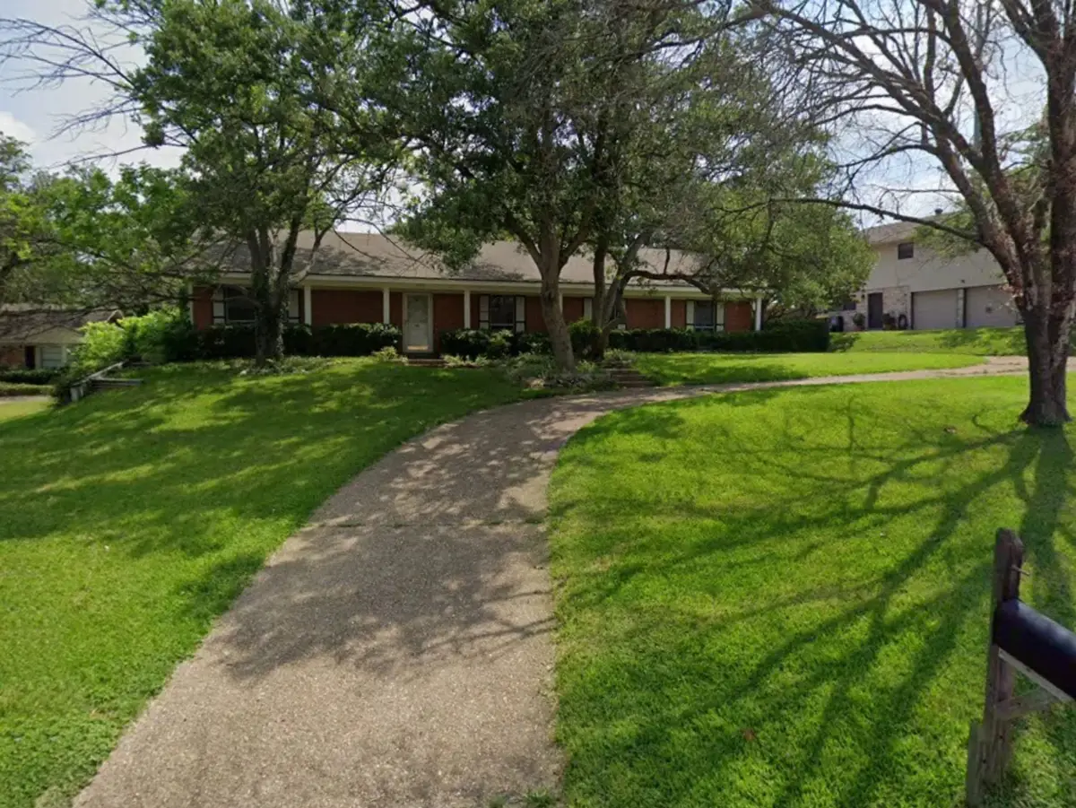 1117 Valley Ridge Drive, Woodway, TX 76712 - #1