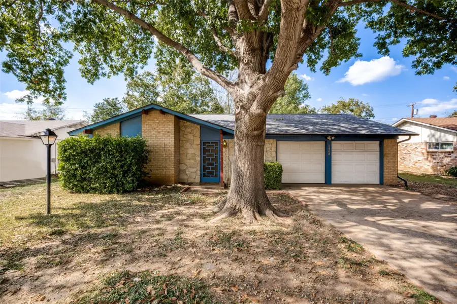 2408 Westwood Drive, Denton, TX 76205 - #3