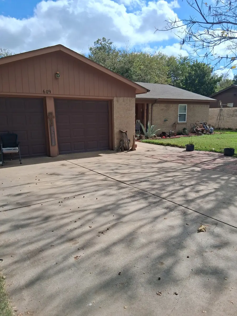 609 Opal Street, Saginaw, TX 76179 - #2