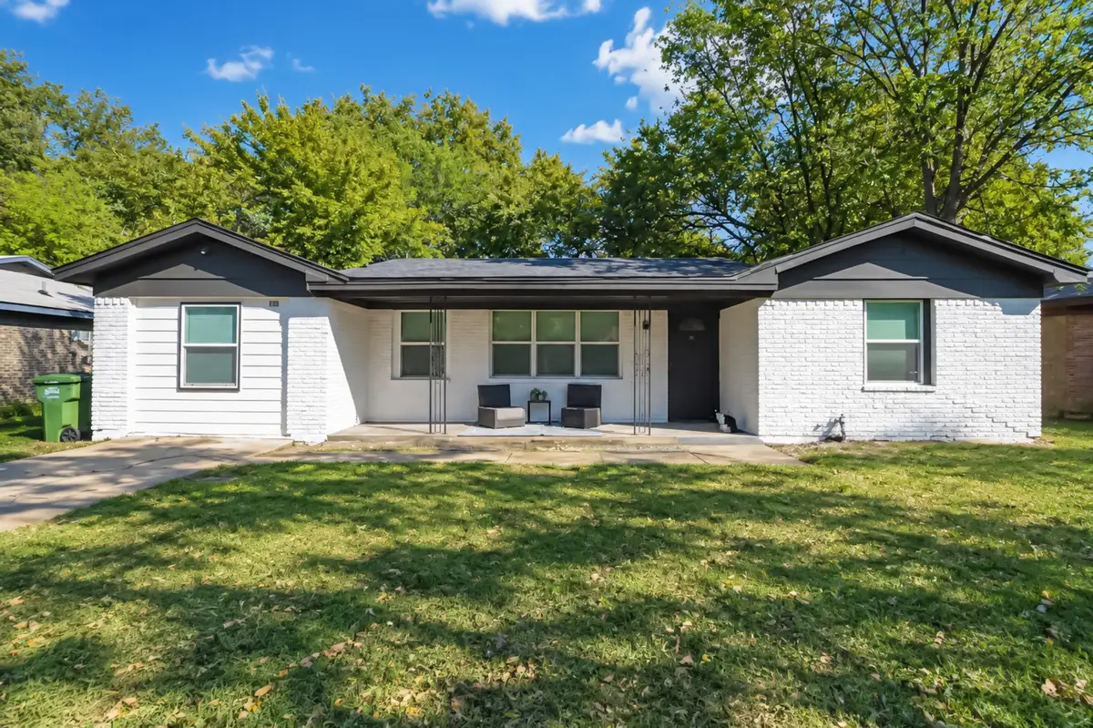 529 Parkside Drive, White Settlement, TX 76108 - #1