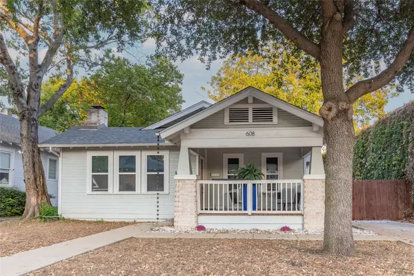 608 N Edgefield Avenue, Dallas, TX 75208