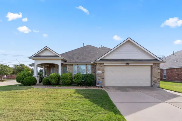 8801 Bloomfield Terrace, Fort Worth, TX 76123