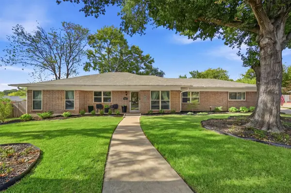 1817 Catalina Circle, Sherman, TX 75092