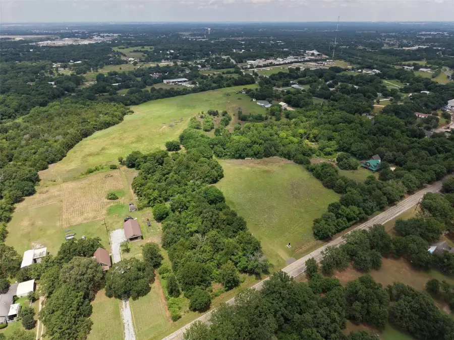 5542 Newt Patterson Road, Mansfield, TX 76063 - #2