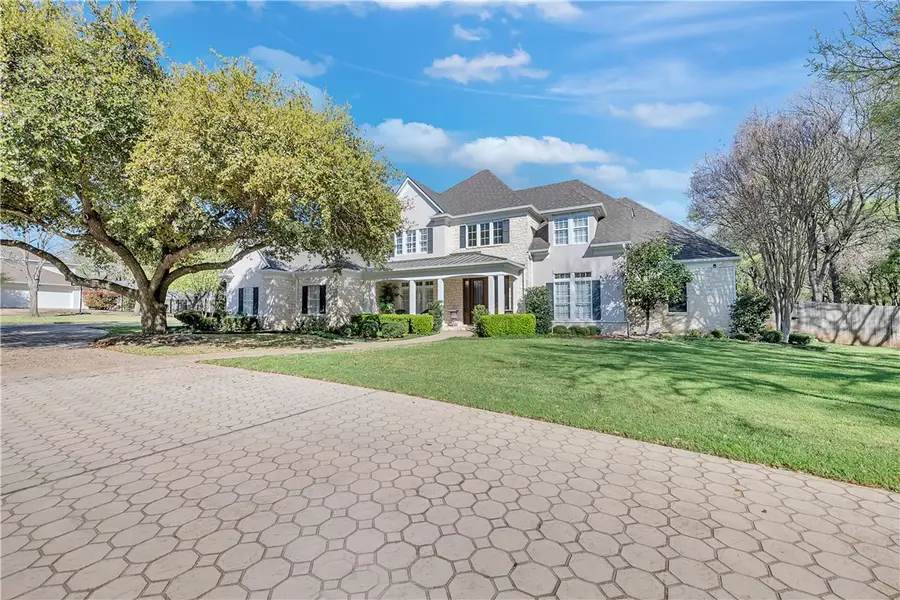 2034 Oak Glen Drive, McGregor, TX 76657 - Image #2