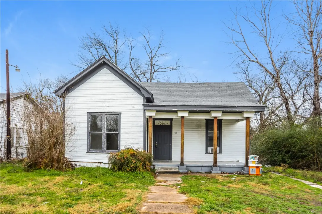 318 Durr Street, Marlin, TX 76661 - Image #1