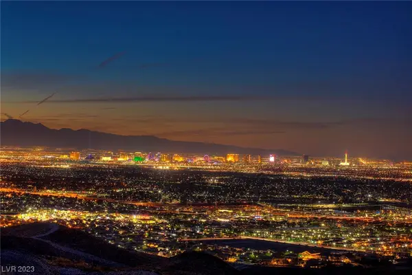 511 Rock Peak Drive, Henderson, NV 89012