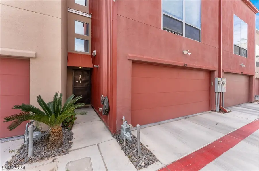231 Dougram Avenue, Las Vegas, NV 89101 - Image #3