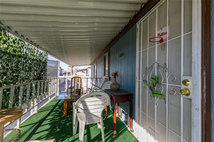 3325 Isle Royale Drive, Las Vegas, NV 89122 - Image #3